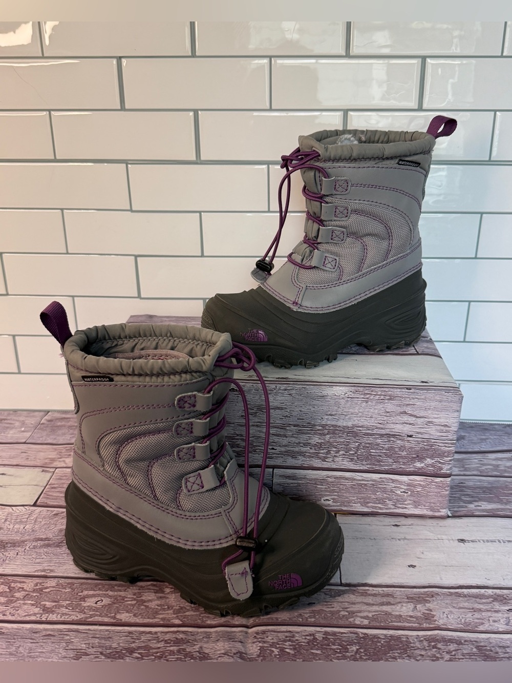 The North Face Alpenglow IV Winter ❄️ Boots Kids Size 12 - Picture 2 of 9